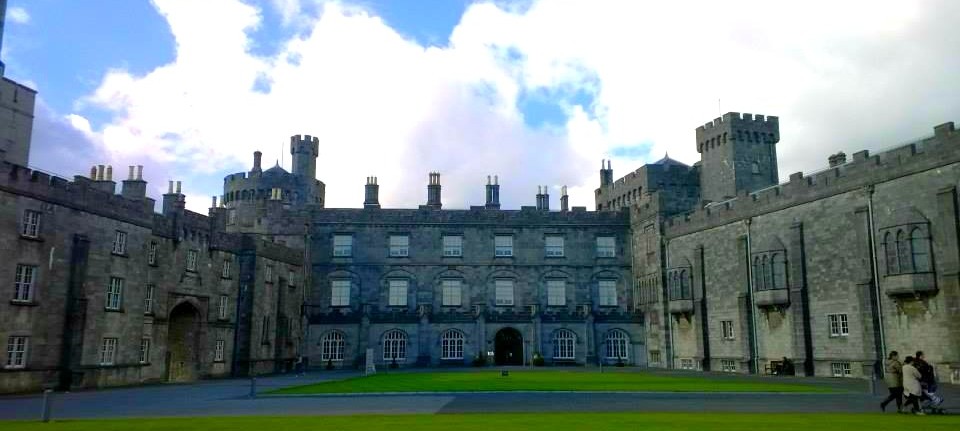 Kilkenny Castle - places to see in Kilkenny